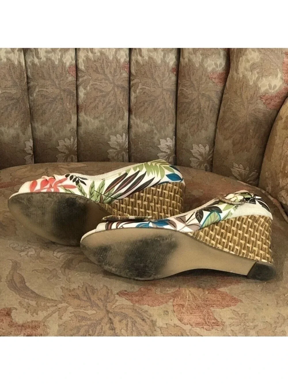 RESTRICTED tropical print peep-toe espadrilles. Leather and fabric. Size 9